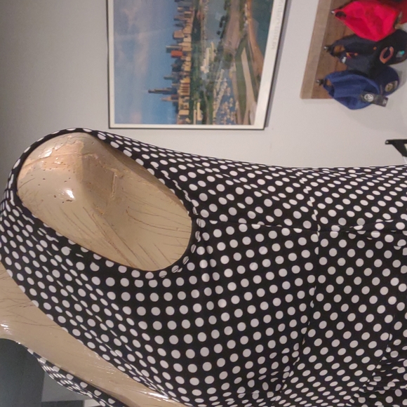 Black and White Polka Dot Sleeveless Dress Size M - Picture 5 of 9